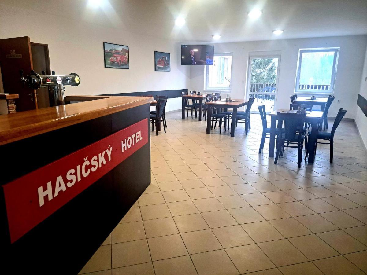Hasicsky Hotel Přibyslav Esterno foto